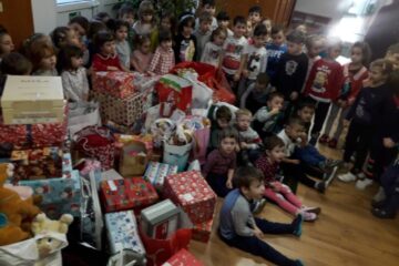 ”Punți între inimi”, la Grădinița ”Pinocchio” Fălticeni