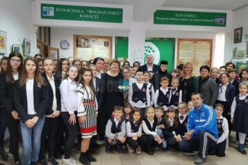 Proiectul umanitar ”Colind de Crăciun” la Școala Gimnazială ”Bogdan Vodă”
