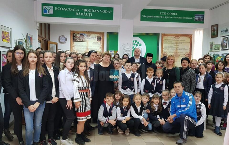 Proiectul umanitar ”Colind de Crăciun” la Școala Gimnazială ”Bogdan Vodă”