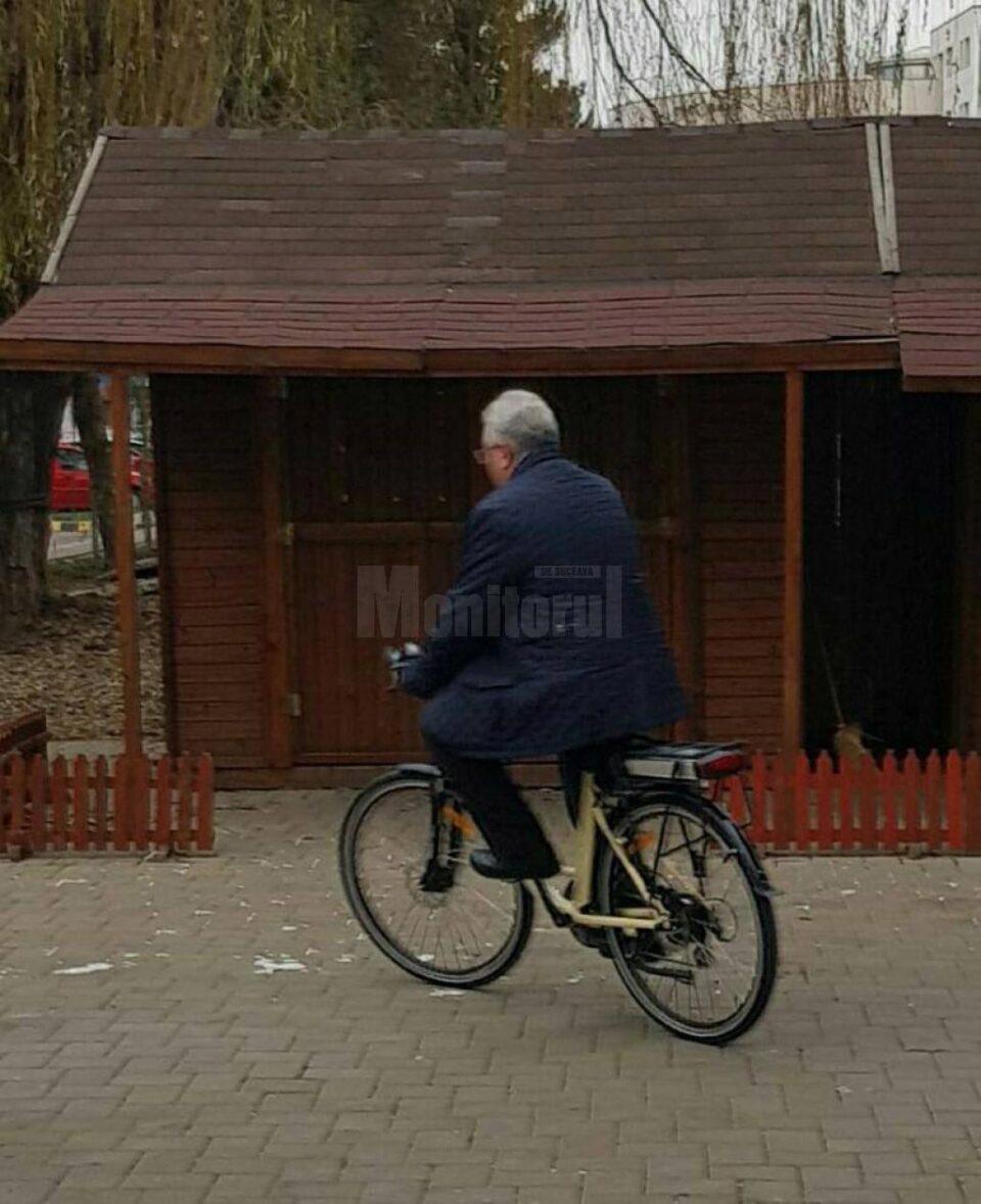 Primarul Ion Lungu a verificat bicicletele electrice