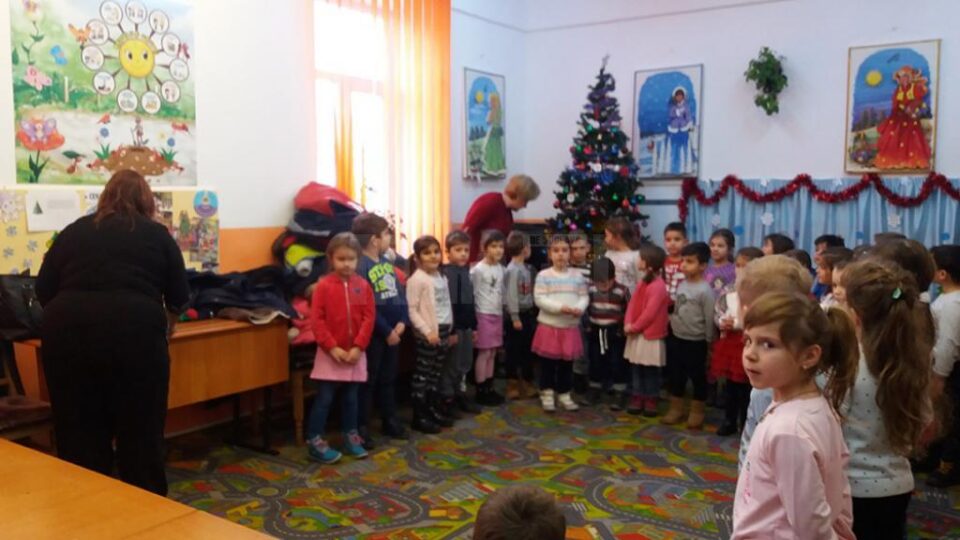 Activități ale preșcolarilor suceveni în cadrul proiectului ,,Învățăm să dăruim, bucurie împărțim!”