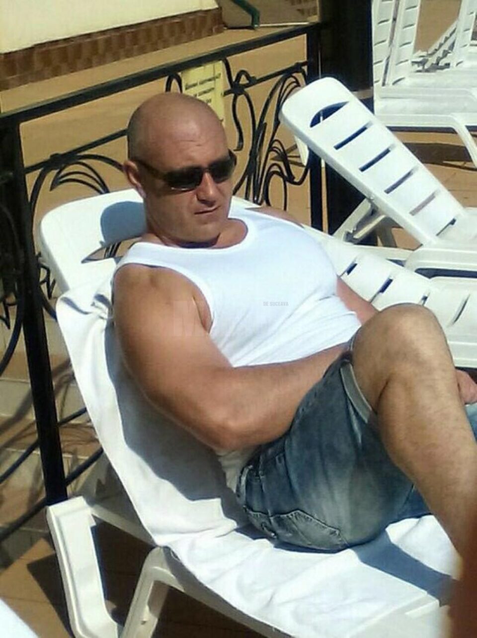 Sorin Daniel Colev, zis Tom, din Vicovu de Jos, are de executat 5 ani de închisoare pentru o faptă comisă tocmai în anul 2003