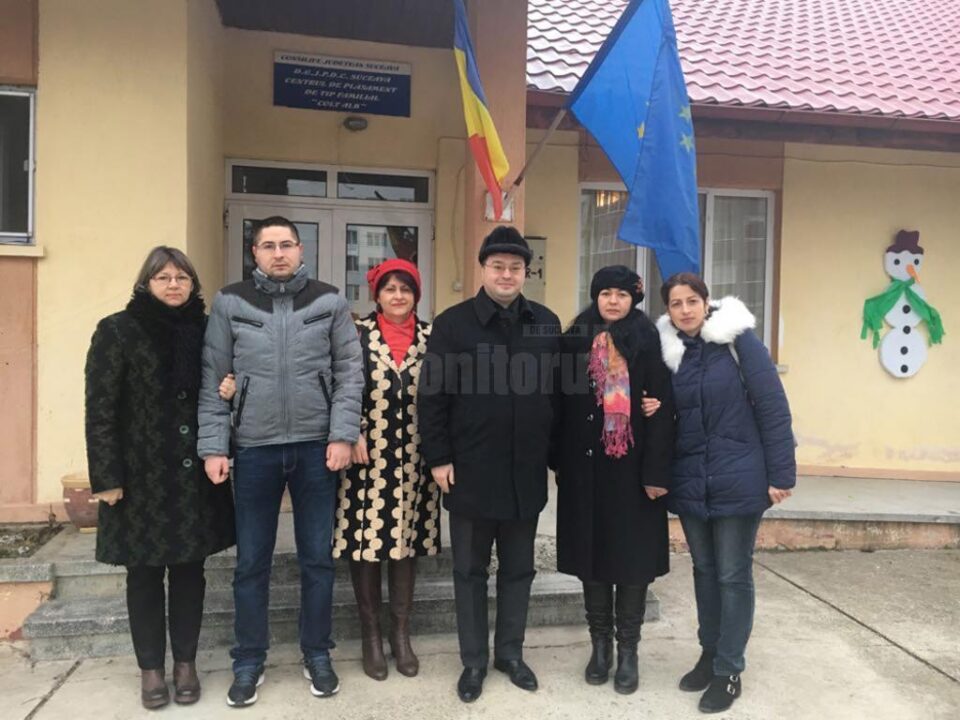 Cadouri oferite copiilor de la Casa de tip familial "Colț Alb" de colectivul Ambulatoriului de diabet zaharat și nutriție