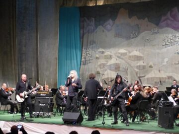 Sală plină și atmosferă de sărbătoare la Concertul „Magnificent Christmas” cu Felicia Filip, Cristi Minculescu și Filarmonica Botoșani