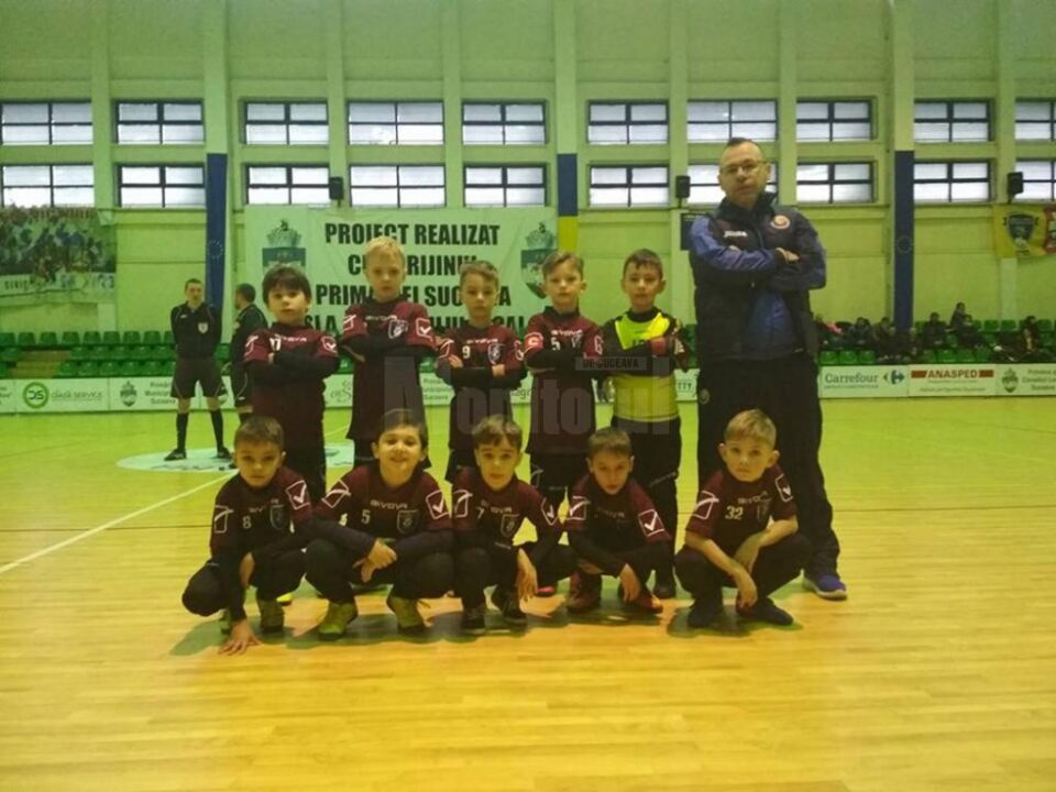 Cupa Moș Crăciun a adunat la Suceava peste o mie de copii
