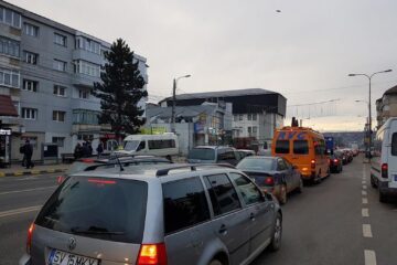 Traficul rutier în Burdujeni, paralizat în urma accidentului mortal de pe Calea Unirii