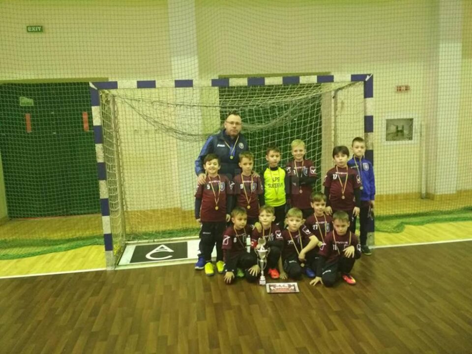 Cupa Moș Crăciun a adunat la Suceava peste o mie de copii