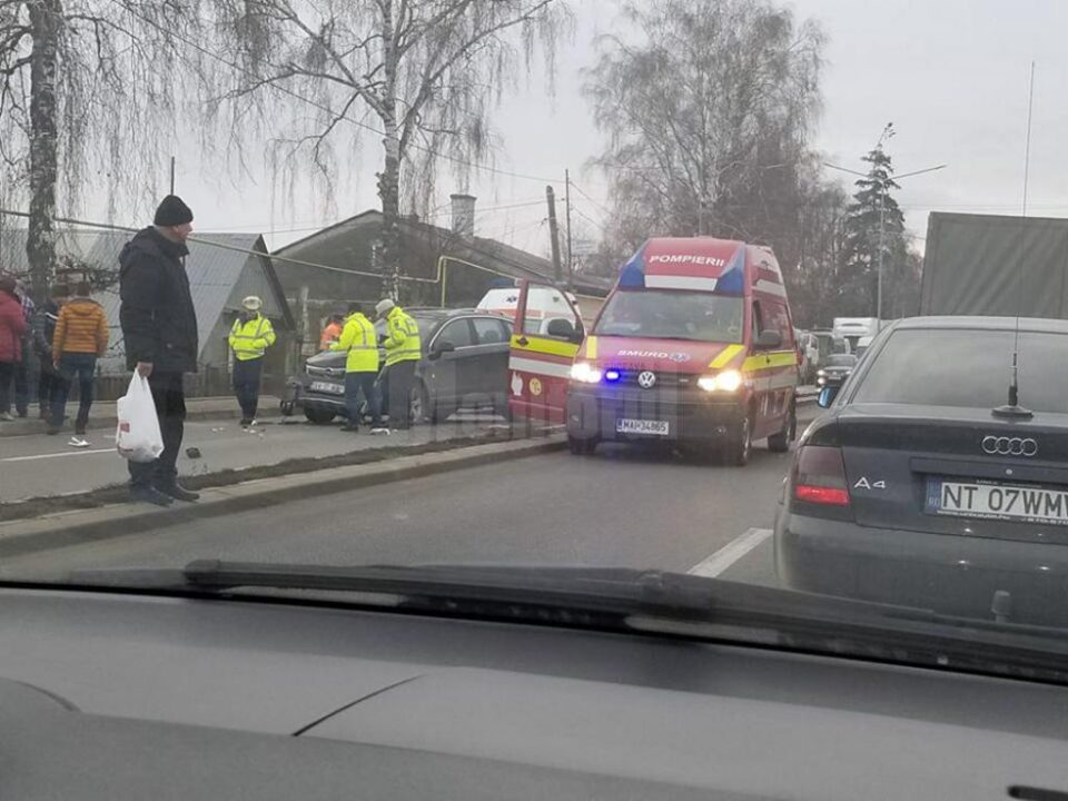 Un agent de poliție a accidentat mortal o fetiță pe o trecere pentru pietoni din Fălticeni