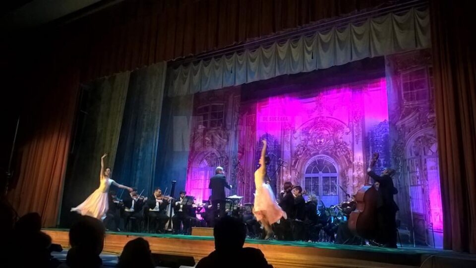 Muzicieni și balerini din Ucraina, aplaudați îndelung la Suceava