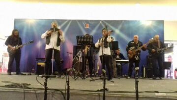 Concertul extraordinar „Melancolii de iarnă”, susținut de Grupul „Familia Șvart & Prietenii de la Drochia” și Corul „AmaDeus”