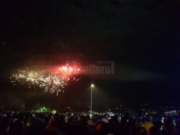 Foarte multi suceveni au sarbatorit Revelionul 2018 in aer liber 3