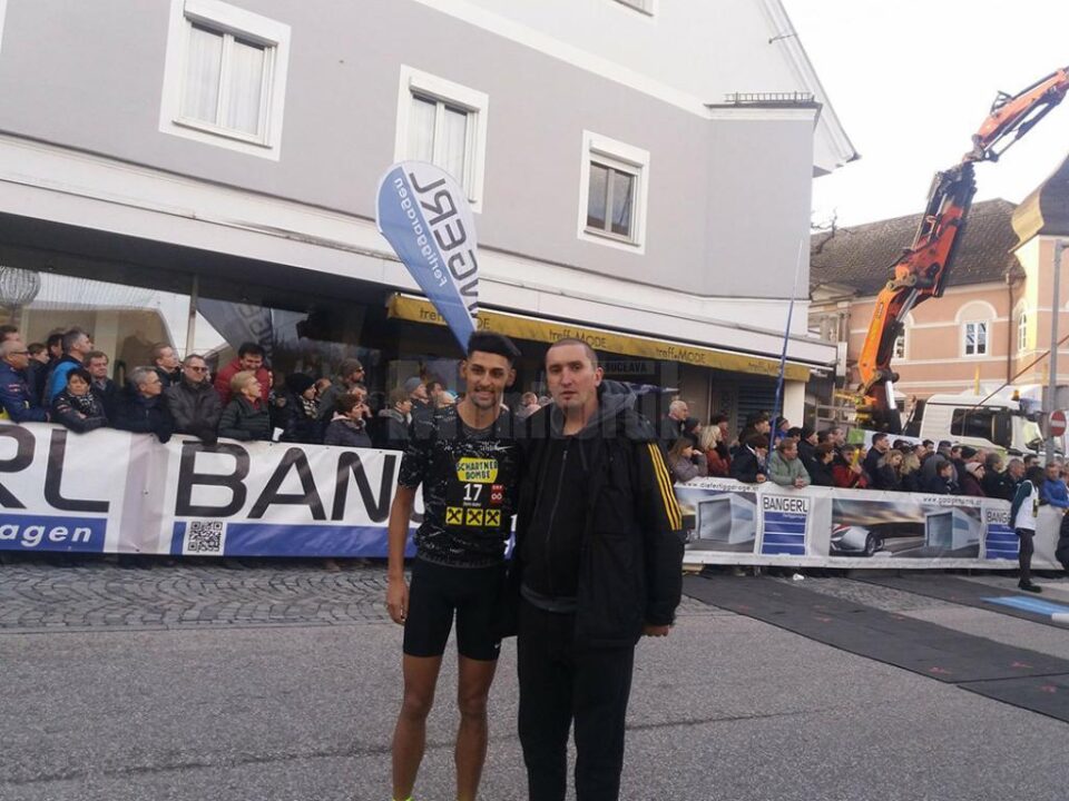 Andrei Dorin Rusu și antrenorul Cristian Prâsneac la concursul din Austria