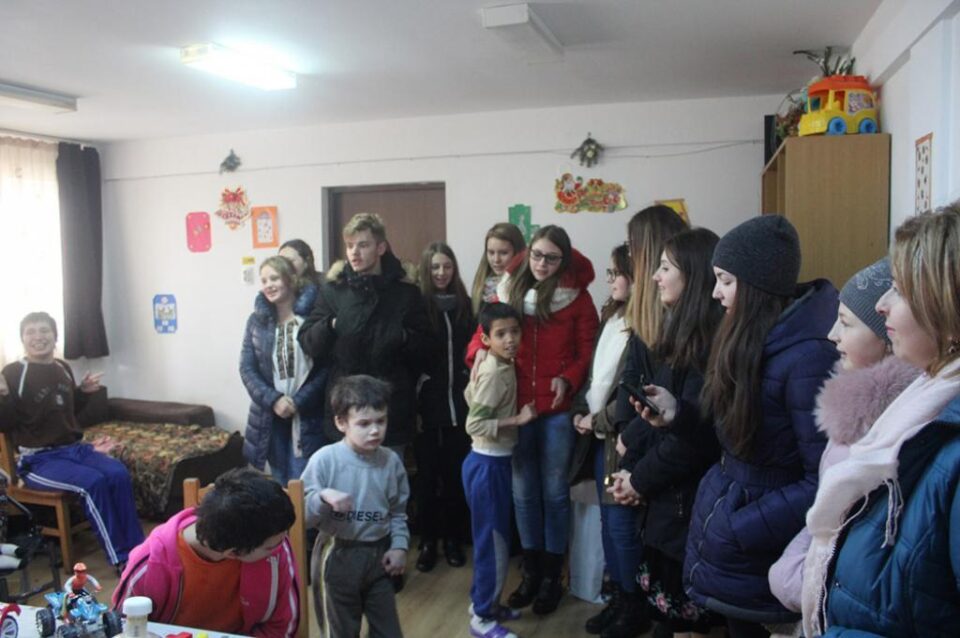 Crăciunul pentru toți la Colegiul „Alexandru cel Bun”