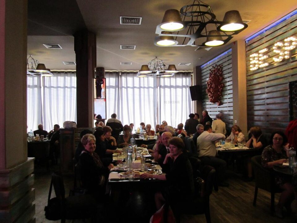 Revelionul Pensionarilor, desfășurat pentru prima dată la Versus Revelionul Pensionarilor, desfășurat pentru prima dată la Versus