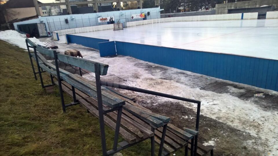 Liderul PSD Suceava a prezentat și cum arată tribunele de pe patinoarul din Suceava
