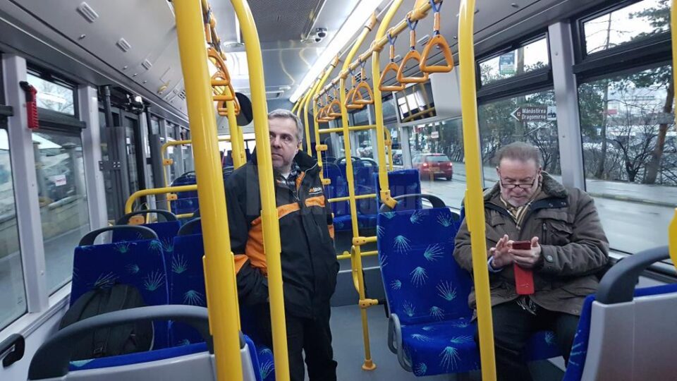 Un nou autobuz electric, modern, circulă de vineri, în Suceava