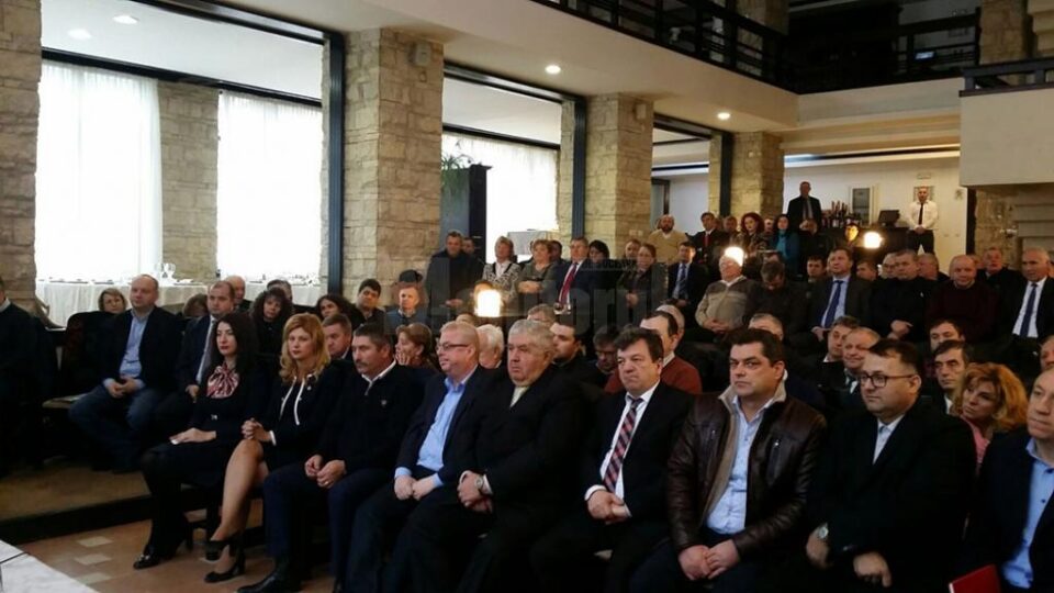 Peste 200 de social-democrați suceveni au participat la ședința la care a fost prezent Liviu Dragnea