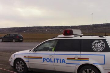 Urmărire pe o distanță de 10 km după o mașină neînmatriculată