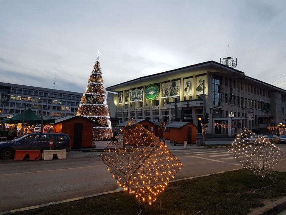Instalațiile de iluminat ornamental montate în municipiul Suceava vor fi stinse de luni, 15 ianuarie