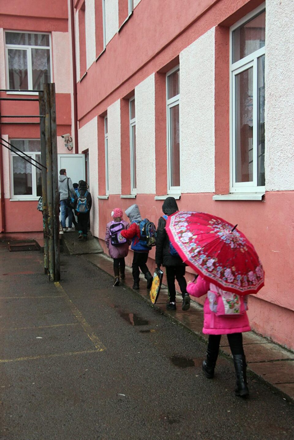 Peste trei săptămâni elevii au parte de o nouă vacanță