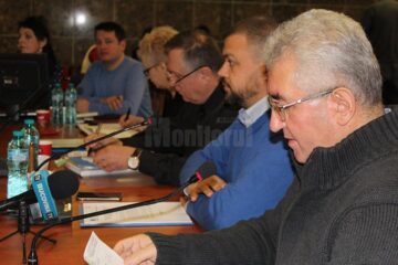 Primarul Ion Lungu a prezentat cele 11 obiective de investiții propuse spre finanțare din creditul de 25 de milioane de lei