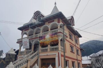 Casa din Câmpulung Moldovenesc pe care Abel Viorel Cipeliuc Varvaroi vrea să o dea la schimb pe 100.000 de Biblii