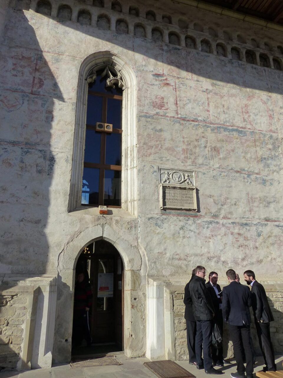 Biserica, factorul esențial care ține neamul unit