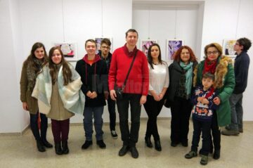 „Geometrie în culori”, prima expoziție de artă contemporană a artistului plastic Cătălin Alexandru Chifan