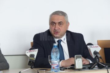 Rectorul USV, Valentin Popa