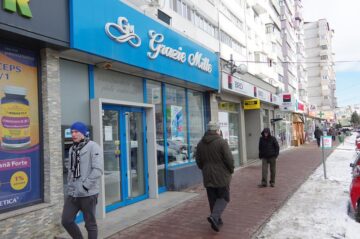 Magazinul GM Shoes din George Enescu