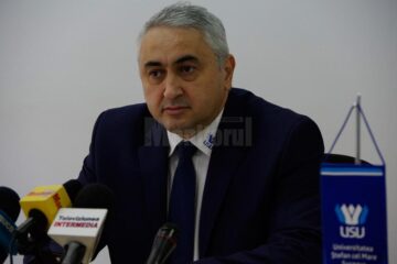 Rectorul USV, prof. univ. dr. Valentin Popa