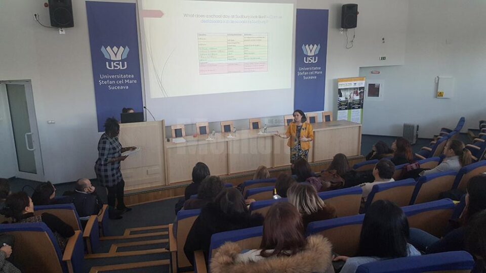 Conferința "Management educațional în sistemul de învățământ britanic", la USV