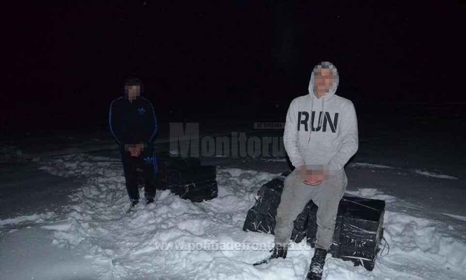Doi tineri, depistați cu 4.000 de pachete de țigări la graniță