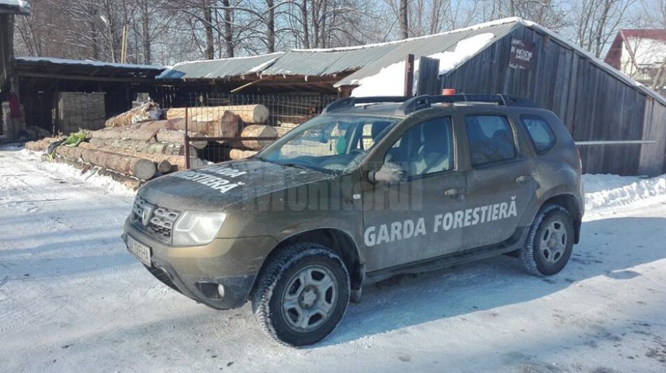 Mașină a Gărzii Forestiere Suceava