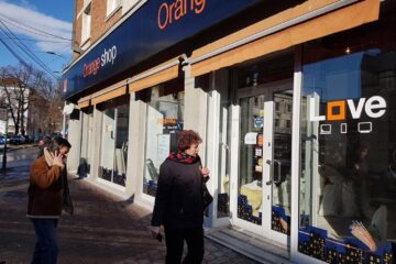 Cel mai solicitat Orange shop din Suceava, închis o lună și jumătate, fără a fi anunțat ceva