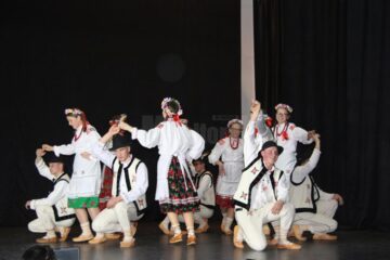 Momente artistice la finalul festivității de deschidere