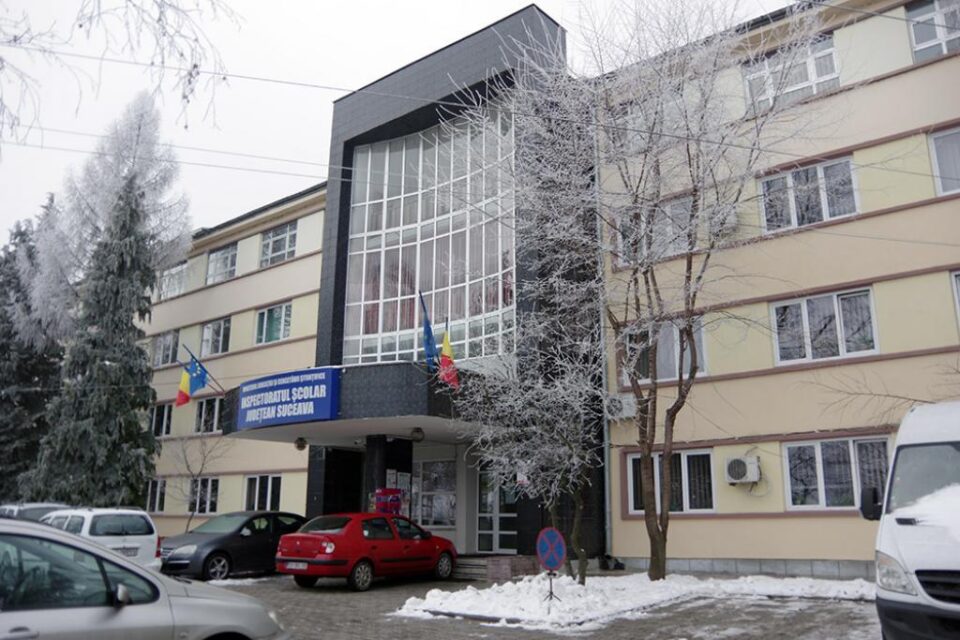 Pensionarii trebuie să primească atât acceptul CA al școlii, cât și pe cel al Inspectoratului Școlar Suceava Pensionarii trebuie să primească atât acceptul CA al școlii, cât și pe cel al Inspectoratului Școlar Suceava