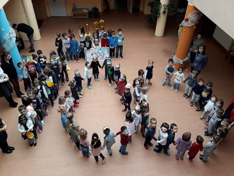 Activități recreative cu școlarii și preșcolarii de la Școala Primară „Sfântul Ioan cel Nou de la Suceava”