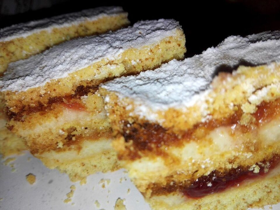 Prăjitura cu foi de turtă dulce (de post). Foto: Iuliana Tiță