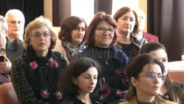 Circa 130 de lucrări înscrise la sesiunea interjudețeană de referate și comunicări a Casei Corpului Didactic