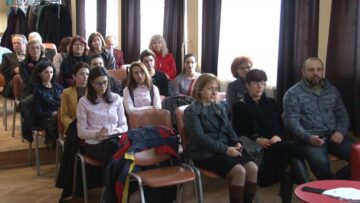 Circa 130 de lucrări înscrise la sesiunea interjudețeană de referate și comunicări a Casei Corpului Didactic