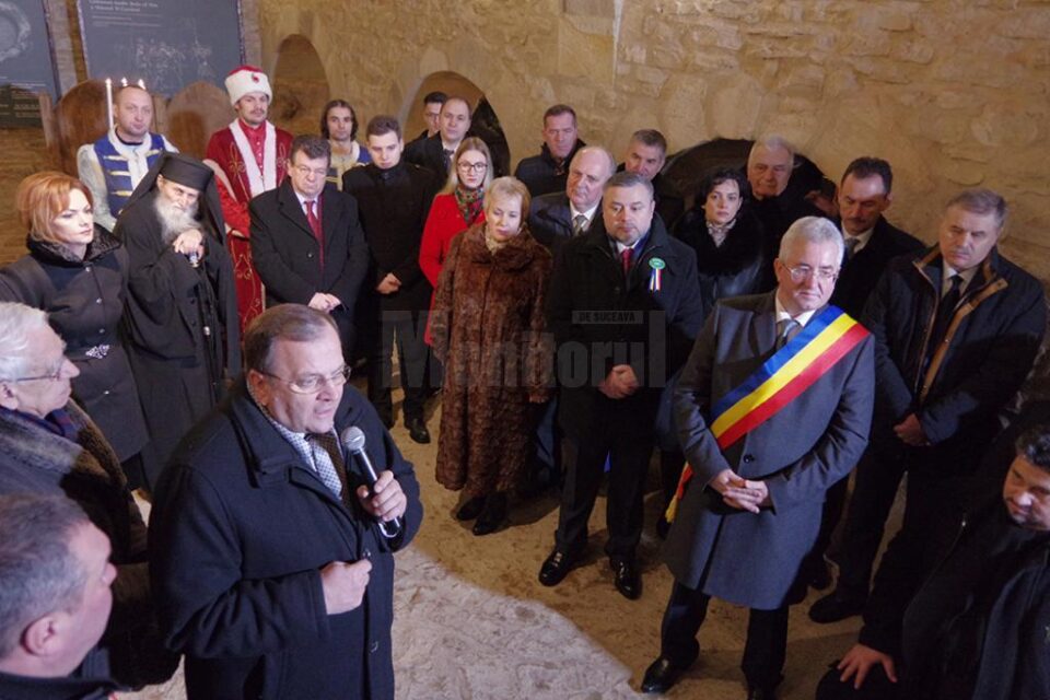 Autoritățile sucevene au participat în număr mare la aniversarea celor 630 de atestare documentara a Sucevei Autoritățile sucevene au participat în număr mare la aniversarea celor 630 de atestare documentara a Sucevei