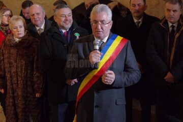 Primarul Ion Lungu consideră ca Cetatea Sucevei se prezintă și astăzi falnică și măreață, dupa 630 de ani de la prima atestare