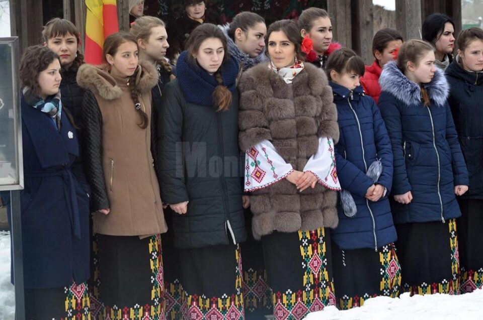 Comuna Dumbrăveni, parteneră la cea de-a treia ediție a Festivalului „Grigore Vieru” de la Pererîta