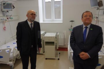 Managerul Vasile Rimbu si presedintele CJ Suceava, Gheorghe Flutur au inaugurat sectia de Ingrijiri Paliative