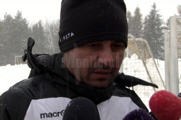 Florentin Petre mai așteaptă întăriri