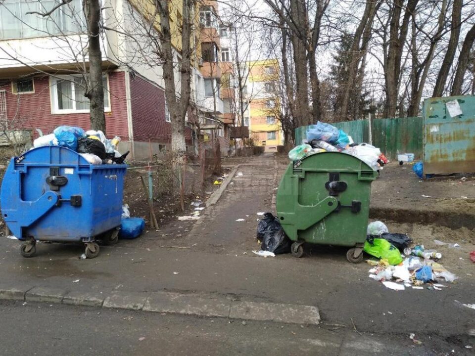 În luna martie se va afla care este firma desemnată să se ocupe de salubrizarea menajeră a Sucevei pentru următorii 12 ani În luna martie se va afla care este firma desemnată să se ocupe de salubrizarea menajeră a Sucevei pentru următorii 12 ani