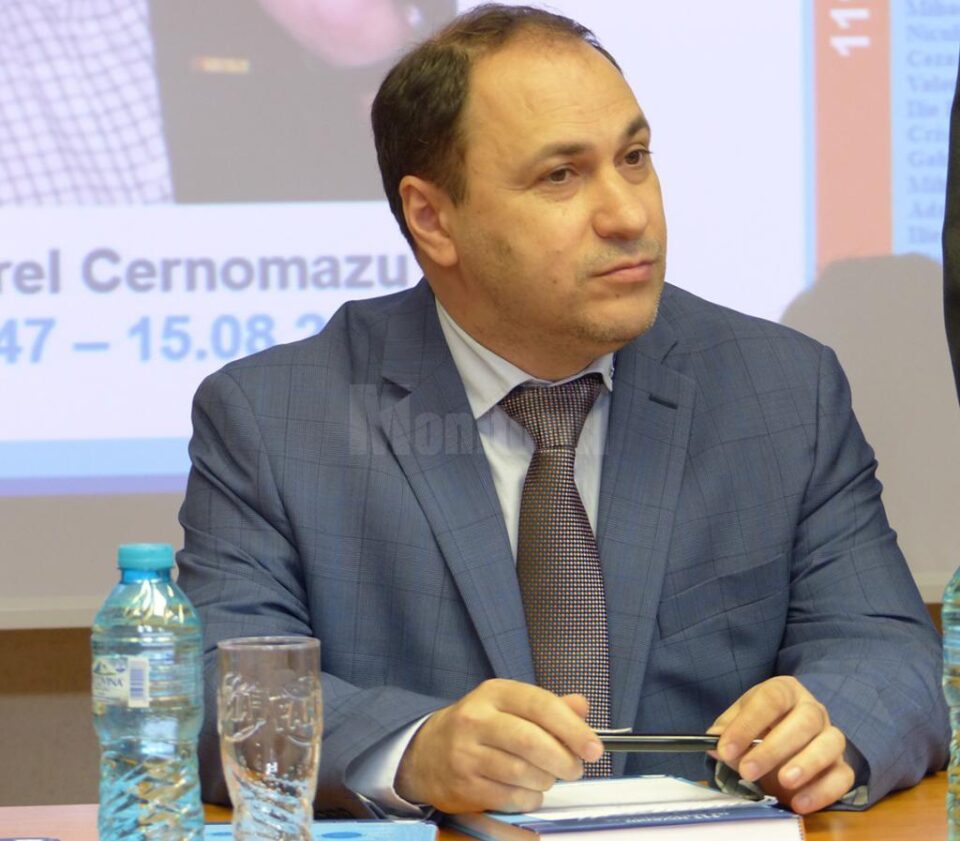 Mihai Dimian, rector interimar: „Acești tineri își doresc un sistem corect, cu principii sănătoase” Mihai Dimian, rector interimar: „Acești tineri își doresc un sistem corect, cu principii sănătoase”