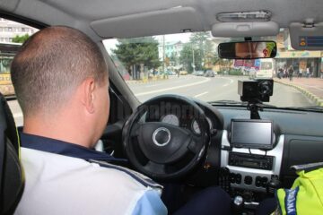 Control la treceri de pietoni