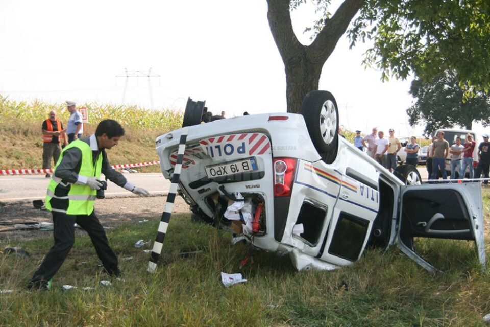 Mașina de poliție în care se afla Niculai Costeniuc